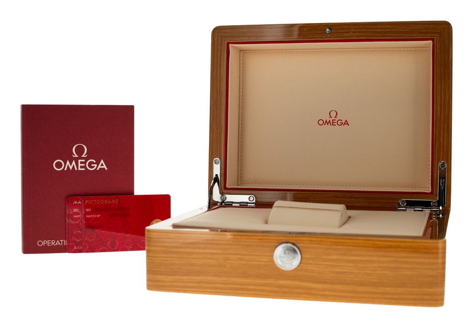 Omega Aqua Terra 150m Gents 220.10.41.21.03.004 Image 5